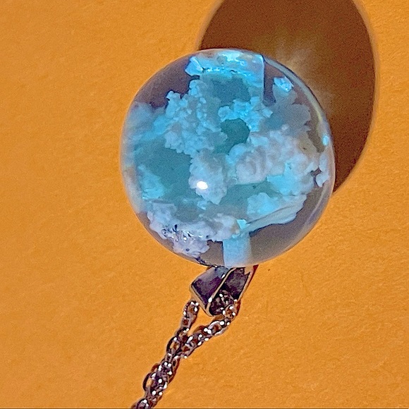 CLOUD charm necklace silver tone Lucite - Picture 3 of 6